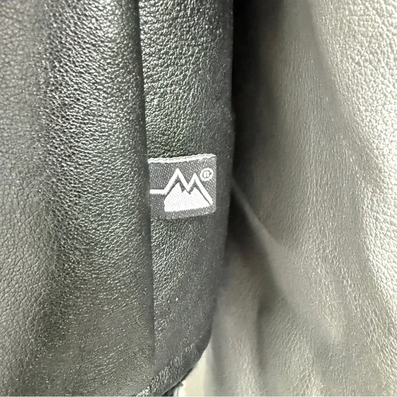 FIRST DOWN - preloved/vintage - Japanese design racing jacket - LARGE - Picture 4 of 14